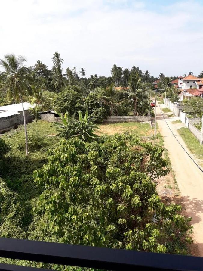 Jasmine Apartments Negombo Eksteriør billede