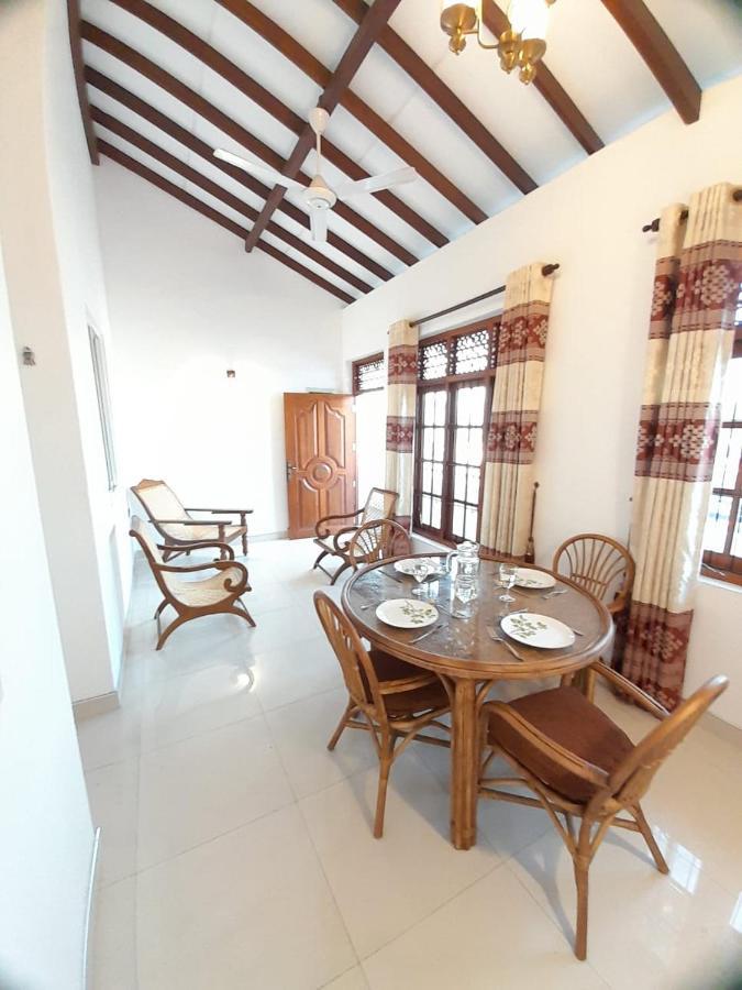 Jasmine Apartments Negombo Eksteriør billede
