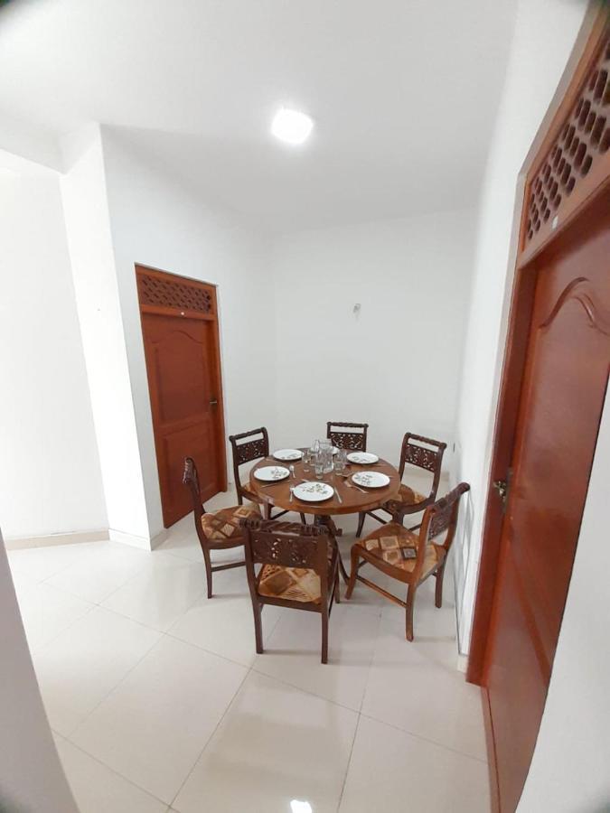 Jasmine Apartments Negombo Eksteriør billede