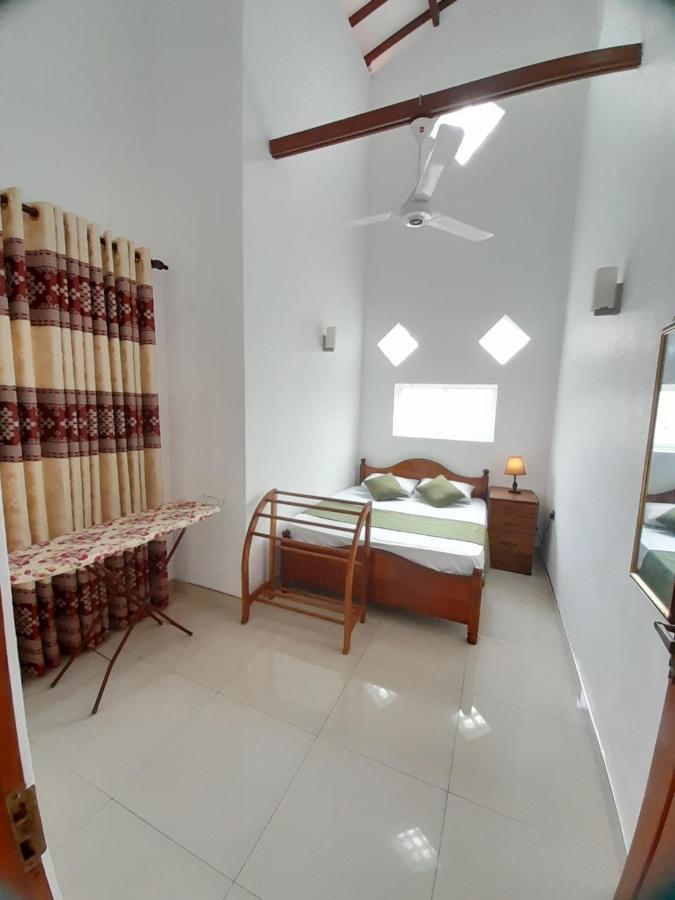 Jasmine Apartments Negombo Eksteriør billede